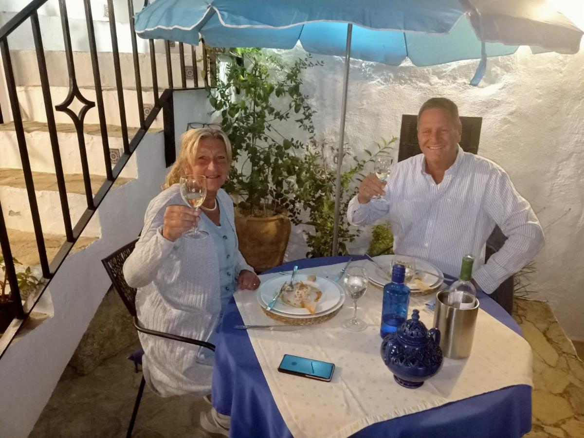 Cortijo La Haza Nocleg ze śniadaniem Iznájar